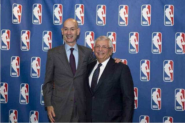 中超联赛11月最佳阵容出炉：法比奥、吴曦、王燊超领衔（中超11月最佳阵容揭晓：法比奥、吴曦、王燊超领衔）