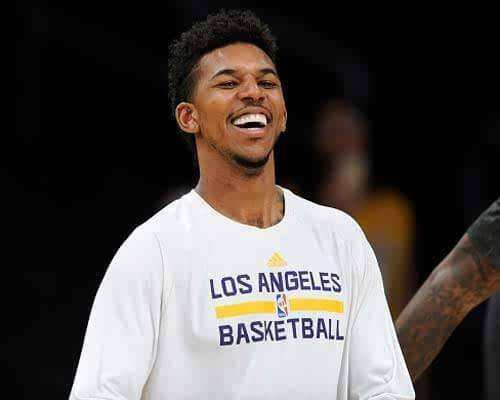 意媒：新星伊万-马耶首次入选一线队，他在国米的未来计划中（意媒：小将伊万-马耶首次跻身一线队，已被纳入国米未来规划）